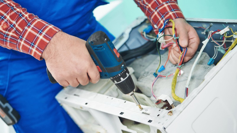 Söğütlü Lg Lg çamaşır makinesi kart tamiri – Su almama arızası orijinal parça ile giderildi. - Teknik servis örneği